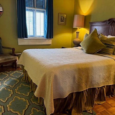The Dragonfly Treme Guest House Ню Орлиънс Екстериор снимка