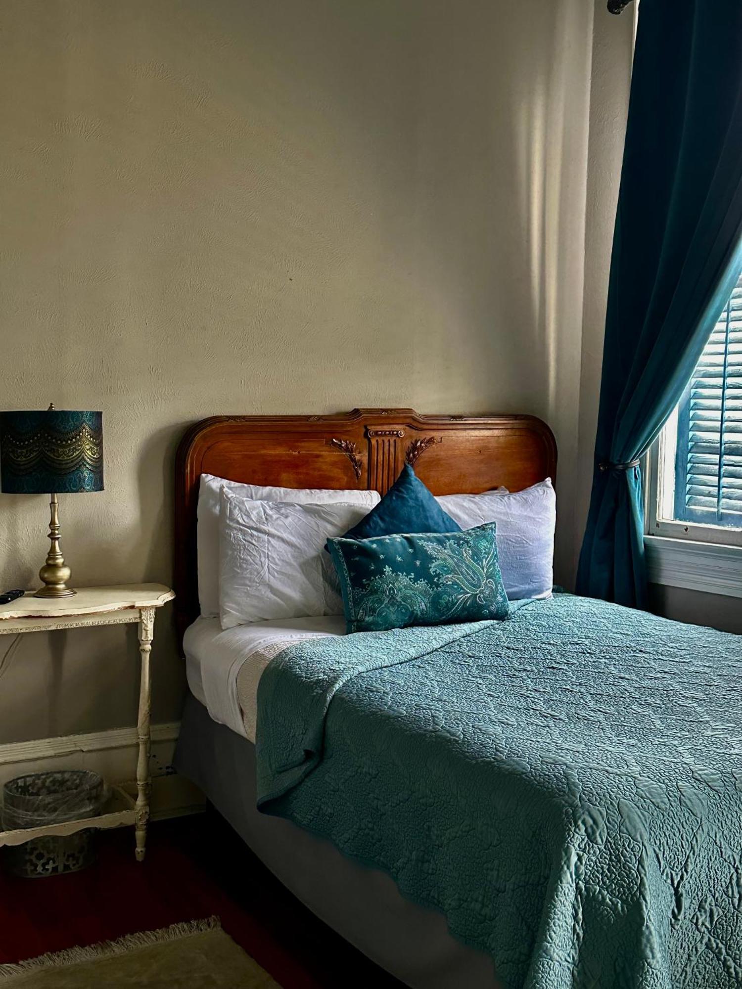 The Dragonfly Treme Guest House Ню Орлиънс Екстериор снимка